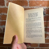 Hidden Jewel - V.C. Andrews - 1995 Pocket Books Paperback - Lisa Falkenstern Special Keyhole Cover