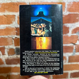 Close Encounters of the Third Kind - Steven Spielberg - 1977 Dell Books Paperback