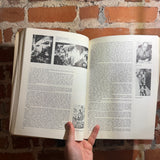 Alternate Worlds - The Illustrated History of Science Fiction - James Gunn - 1975 A&W Visual Library Softcover