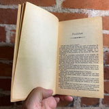 Pendulum - A.E. van Vogt - 1978 Daw Books Paperback - Penalva Cover