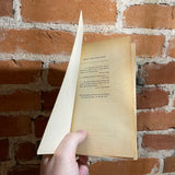 Hunt the Tortoise - Elizabeth Ferrars - 1958 Fontana Books Paperback