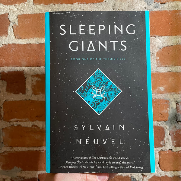 Sleeping Giants - Sylvain Neuvel - 2017 Del Rey Paperback - Reading Edition