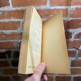 Totem and Taboo - Sigmund Freud - Vintage Books Paperback