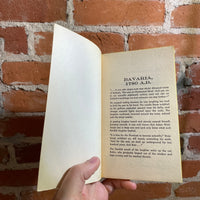 Schrodinger’s Cat II: The Trick Top Hat - Robert Anton Wilson - 1981 Pocket Books Paperback