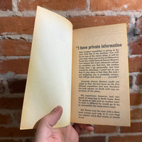 The Man With A Thousand Names - A.E. Van Vogt - 1974 Daw Books Paperback - Vincent DiFate Cover