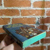 The House of the Seven Gables - Nathaniel Hawthorne - 1965 5th Dell Books Paperback - James Hill Cover