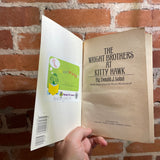 The Wright Brothers at Kitty Hawk - Donald J. Sobol - Scholastic Paperback