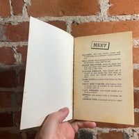 Space On My Hands - Fredric Brown - 1952 Bantam Books Paperback