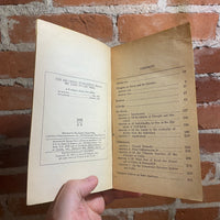 The Six Great Humanistic Essays of John Stuart Mill - 1970 3rd Washington Square Press Paperback