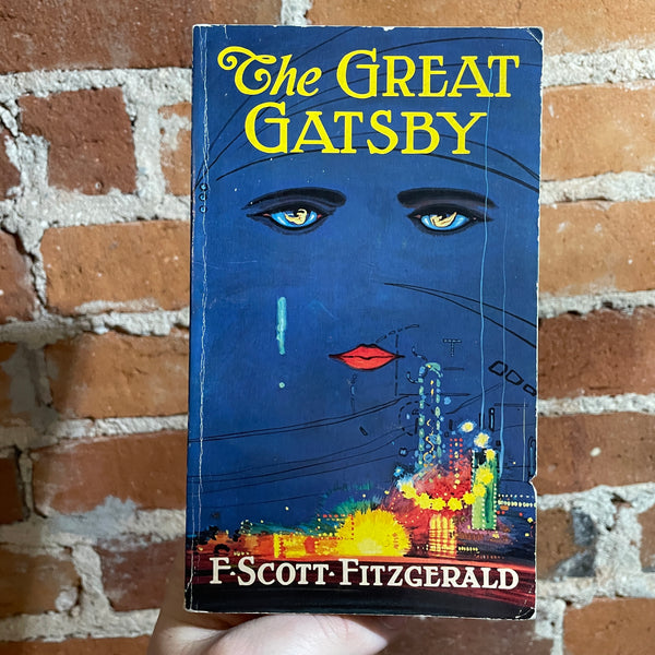 The Great Gatsby - F. Scott Fitzgerald - 1986 Scribner Classics paperback