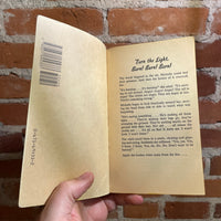 Michelle Remembers - Michelle Smith & Lawrence Pazder MD - 1981 Pocket Books Paperback