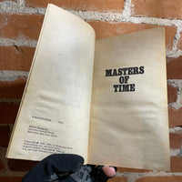 Masters of Time - A.E. van Vogt - 1975 Manor Books Paperback - Tony Destefano Cover