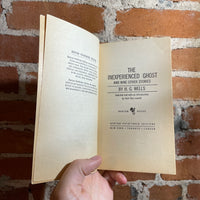 The Inexperienced Ghost and Nine Other Stories - H.G. Wells - 1965 Bantam Books Paperback