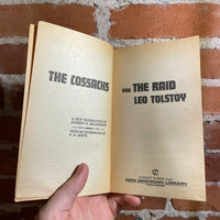 The Cossacks and the Raid - Leo Tolstoy - 1961 Signet Books Paperback