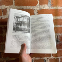 Visions of a Flying Machine: The Wright Brothers and the Process of Invention - Peter L. Jakab - 1990 Smithsonian Institute Press - Paperback