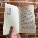 The Warrior’s Apprentice - Lois McMaster Bujold - 1998 2nd Baen Books Paperback - Alan Gutierrez Cover