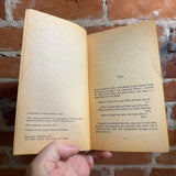 The Gaudy Shadows - John Brunner - 1971 Beagle Books Paperback