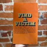 Find A Victim - Ross Macdonald - 1972 3rd Bantam Books Paperback