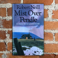 Mist Over Pendle - Robert Neill - Paperback