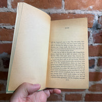 Slaughterhouse-Five - Kurt Vonnegut, Jr. - 1971 1st Dell Books Paperback