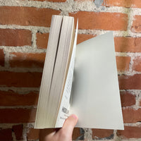 Record of a Spaceborn Few - Becky Chambers - 2019 Paperback