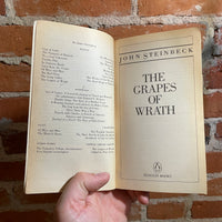 The Grapes of Wrath - John Steinbeck - Penguin Books Paperback
