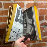 2001: A Space Odyssey - Arthur C. Clarke - 1968 32nd Signet Books Paperback - Movie Tie-In Cover