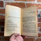 Assignment Nor’Dyren - Sydney Van Scyoc - 1973 1st Avon Books Paperback