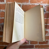 A Christmas Carol - Charles Dickens - 1927 Illustrated The Saalfield Publishing Company Hardback