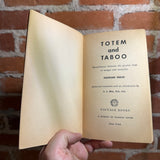 Totem and Taboo - Sigmund Freud - Vintage Books Paperback