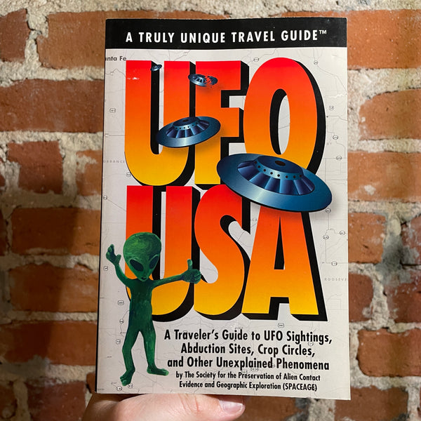 UFO USA - A Traveler’s Guide To UFO Sightings, Abduction Sites, Crop Circles, and Other Unexplained Phenomena - 1999 Book Soup Paperback