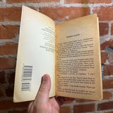 Indiana Jones and the Dance of the Giants - Rob MacGregor - 1991 Bantam Books Paperback - Drew Struzan Cover