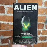 Alien - Alan Dean Foster - 1979 First Paperback Printing Edition