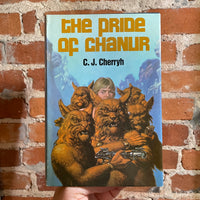 The Pride of Chanur - C.J. Cherryh - 1981 BCE Daw Books Hardback - Michael Whelan Cover