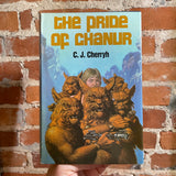 The Pride of Chanur - C.J. Cherryh - 1981 BCE Daw Books Hardback - Michael Whelan Cover