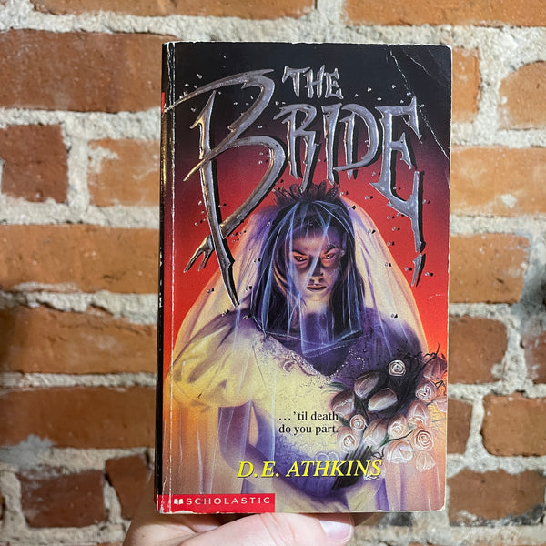 The Bride - D.E. Athkins - 1996 Scholastic Books Paperback