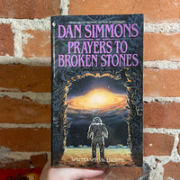 Prayers to Broken Bones - Dan Simmons -1990 Bantam Books Paperback - Gary Ruddell Cover