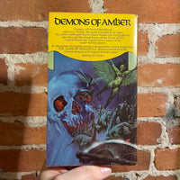 The Guns of Avalon - Roger Zelazny - 1974 Avon Books Paperback