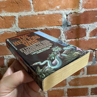 The Healer’s War - Elizabeth Ann Scarborough - 1989 Bantam Books Paperback - Braldt Bralds Cover
