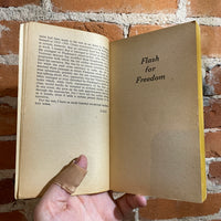 Flash For Freedom - George MacDonald Fraser - 1973 Signet Books Paperback