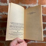 Shadow of a Broken Man - George C. Chesbro - 1978 Signet Books Paperback