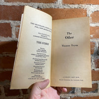 The Other - Thomas Tyron - 1972 Fawcett Crest Paperback