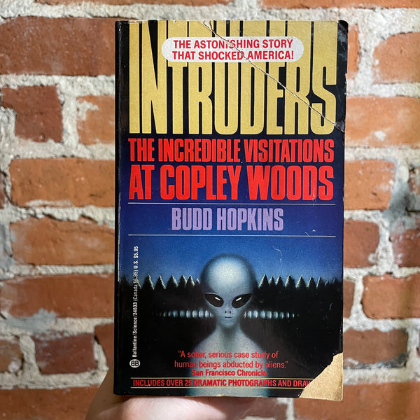 Intruders: The Incredible Visitations at Copley Woods - Budd Hopkins - 1992 Ballantine Books Paperback