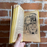 Cosmic Trigger: The Final Secret of the Illuminati - Robert Wilson 1978 Illustrated Pocket Books Paperback