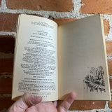 Dinosaur Tales - Ray Bradbury - 1984 Illustrated Bantam Books Paperbabk