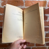 Death In Beirut - Tawfiq Yusuf Awwad - 1976 Arab Authors Heinemann Paperback