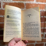 The Crowning Terror - Franklin W. DIxon - 1987 Archway Paperback - Hardy Boys Case Files #6 - Brian Kotzky Cover