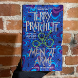 Men At Arms - Terry Pratchett - 1997 Harper Collins Discword Paperback - Michael Sabanosh Cover