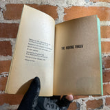 The Moving Finger - Agatha Christie - 1964 Dell Books Paperback - W. Teason Cover