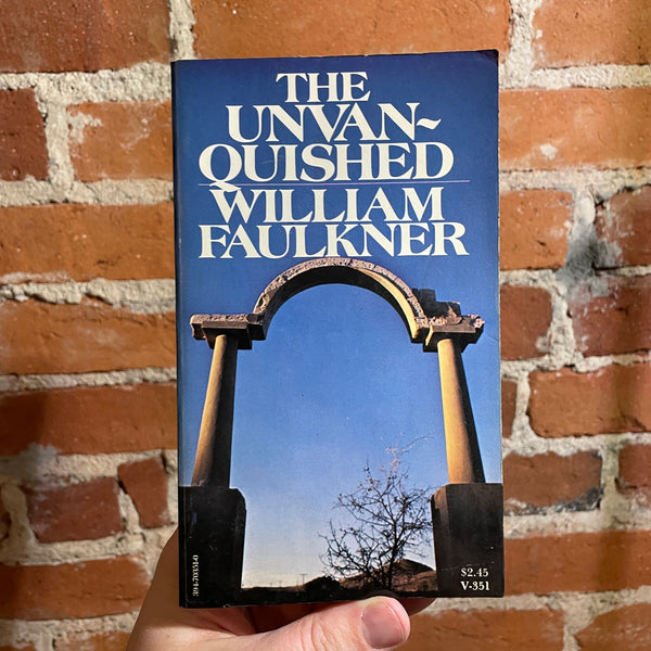 The Unvanquished - William Faulkner - 1966 Vintage Books Paperback